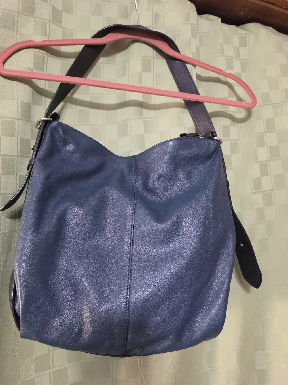 Classic Navy Leather Shoulder Bag - Women's Everyday Hobo...Like New